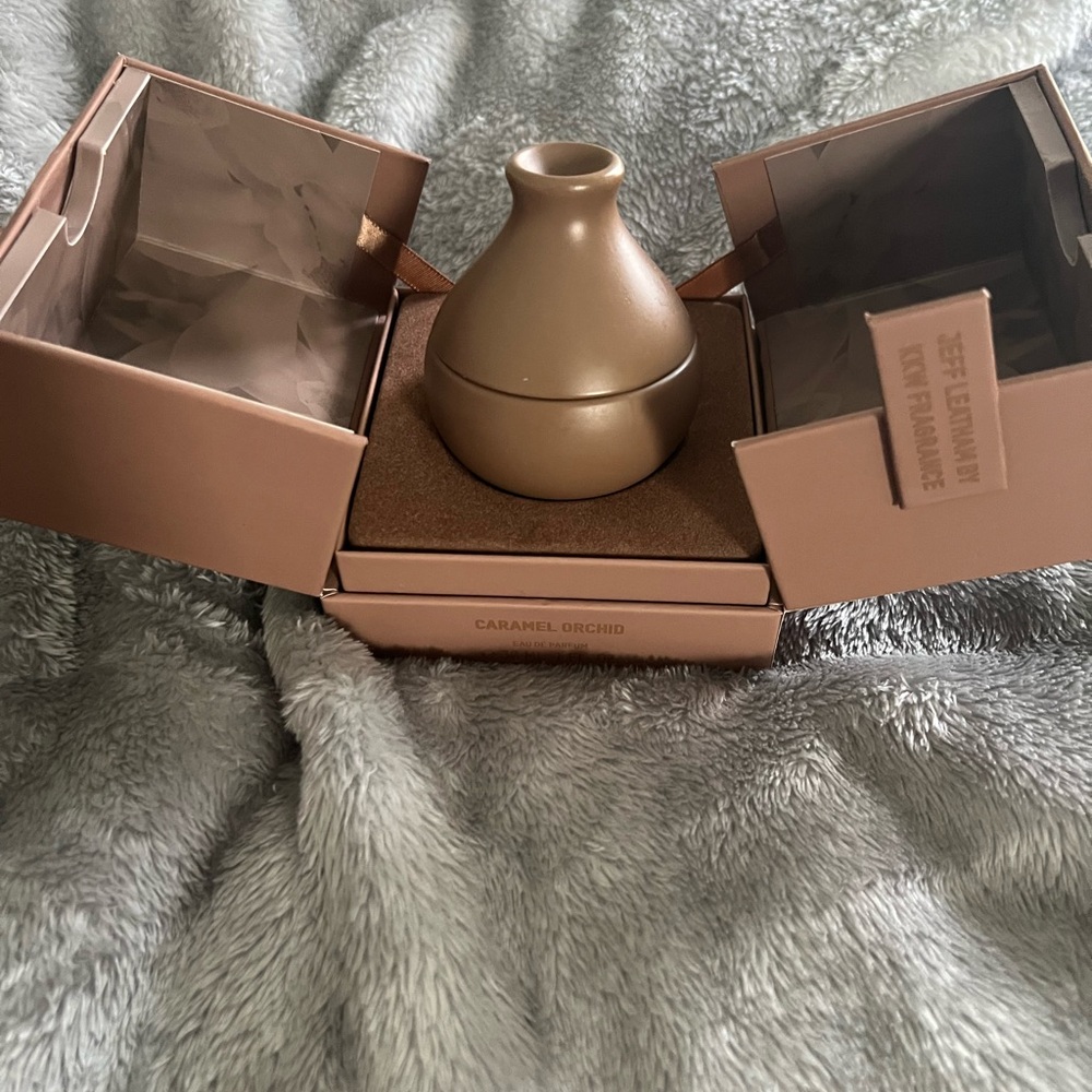 Kkw fragrance Caramel Orchid ( empty